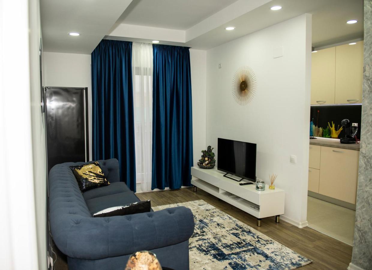 Raphael Apartment North Bucharest Cosmopolis Stefanestii de Jos Luaran gambar
