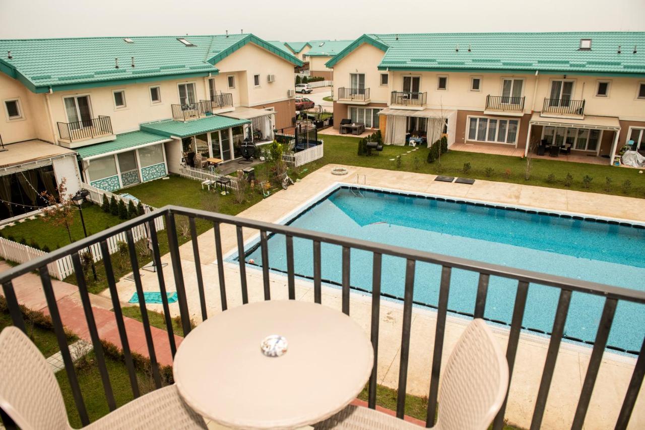 Raphael Apartment North Bucharest Cosmopolis Stefanestii de Jos Luaran gambar